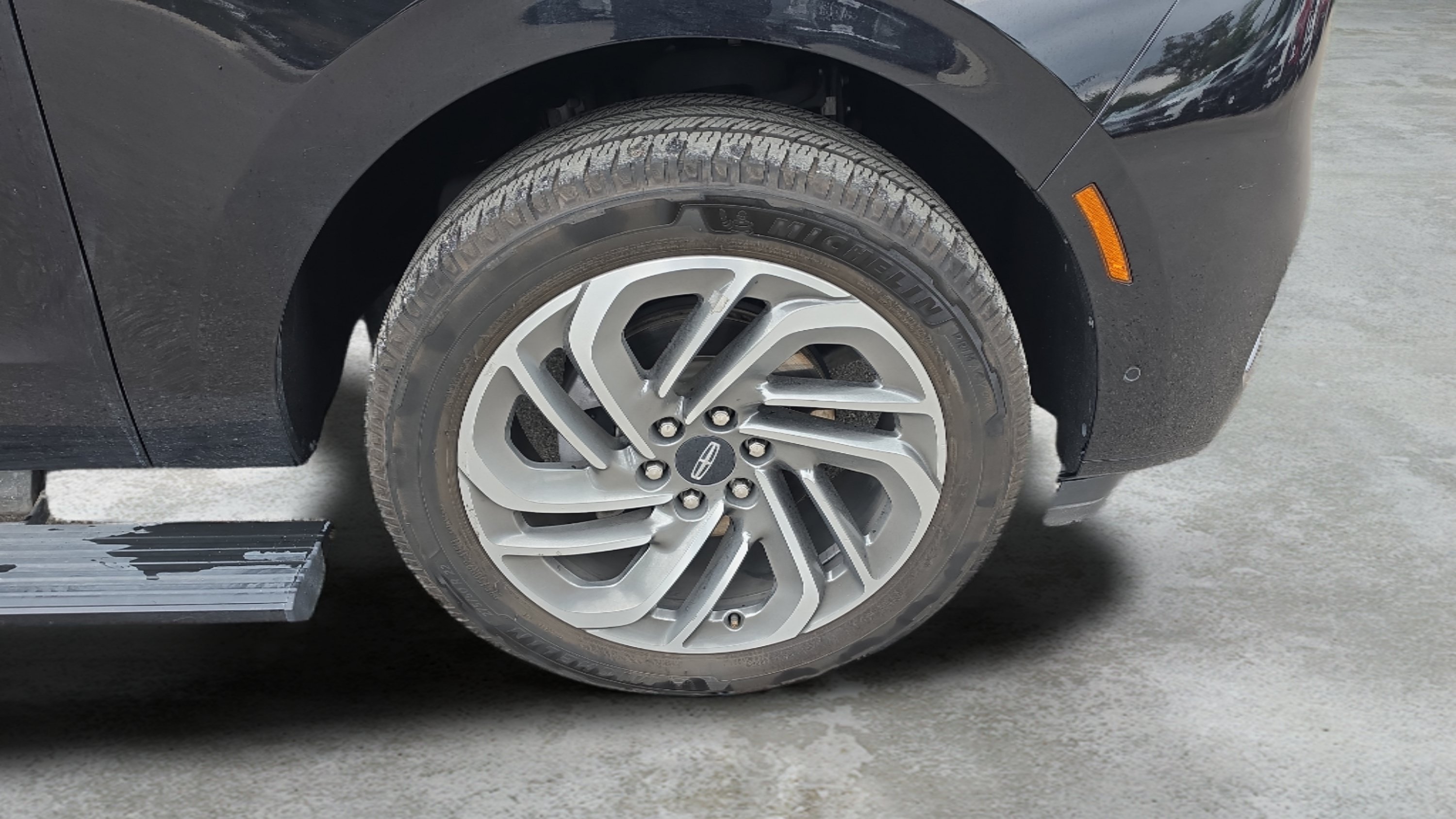 Used 2025 Lincoln Navigator Reserve AWD/4WD image 28