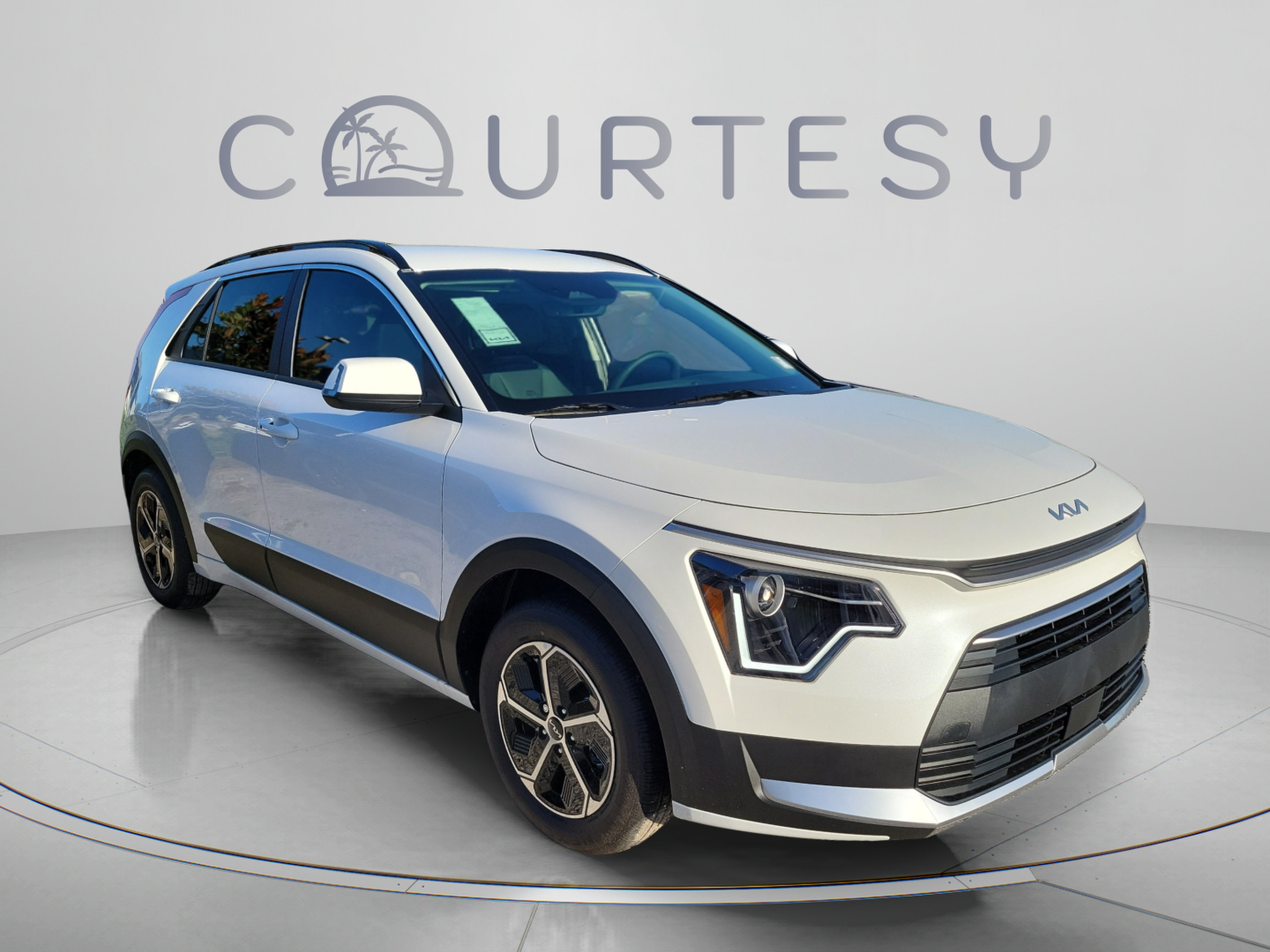 New 2026 Kia Niro EX FWD image 4