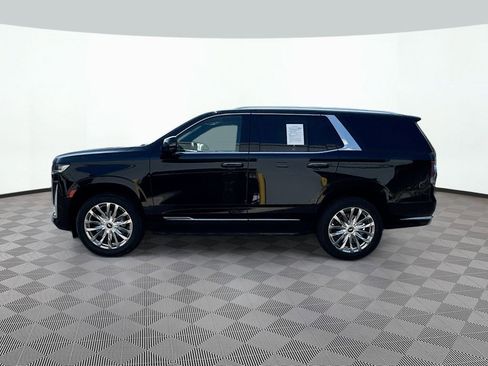 Used 2024 Cadillac Escalade Premium Luxury RWD image 9