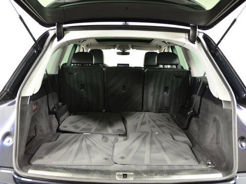 Used 2018 Audi Q7 3.0T Prestige image 20