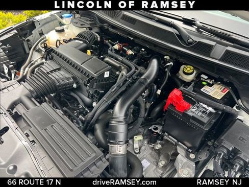 Used 2023 Lincoln Corsair AWD w/ Rear Removable Package Tray image 27