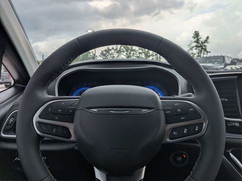 New 2027 Chrysler Pacifica Select w/ Family Tech Group FWD image 28
