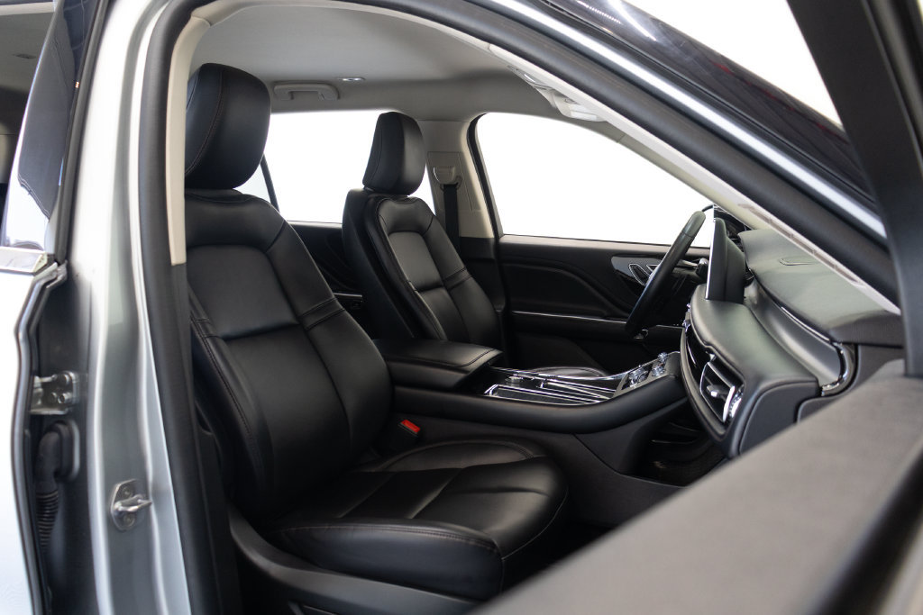 Used 2023 Lincoln Aviator AWD image 24