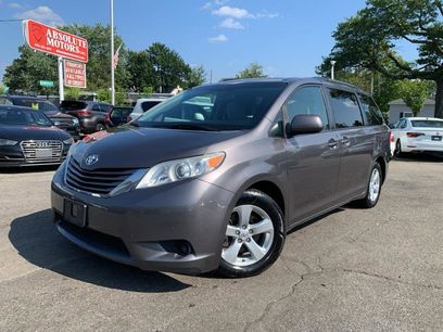 Used 2015 Toyota Sienna LE