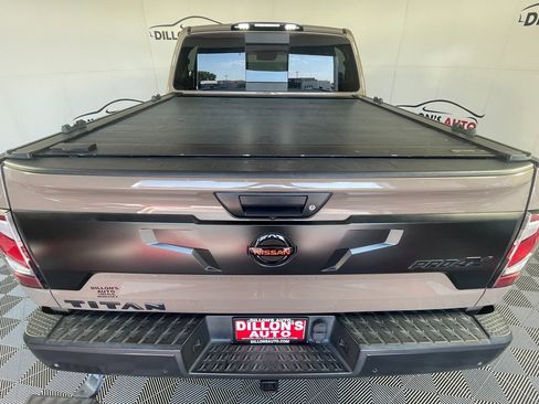 Used 2021 Nissan Titan PRO-4X w/ Pro-4x Convenience Package image 5