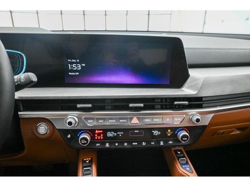 Used 2023 Kia Telluride EX X-Line image 14