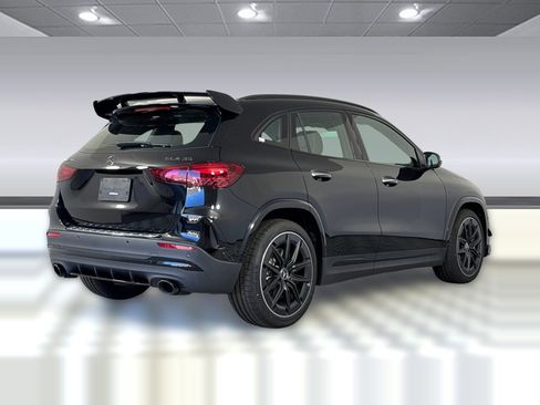 New 2025 Mercedes-Benz GLA 35 AMG AMG GLA 35 image 8