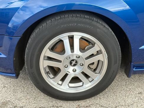 Used 2006 Ford Mustang GT RWD image 30