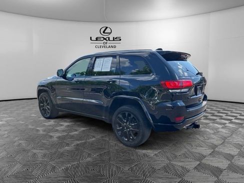 Used 2021 Jeep Grand Cherokee Laredo X AWD/4WD image 5