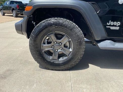 Used 2020 Jeep Wrangler Unlimited Sport S AWD/4WD image 14