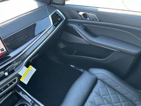 New 2026 BMW X7 xDrive40i w/ M Sport Package image 18