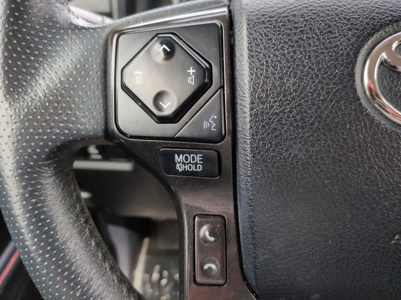 Certified 2020 Toyota 4Runner TRD Off-Road AWD/4WD image 22