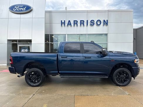 Used 2024 RAM 2500 Laramie w/ Night Edition AWD/4WD image 4
