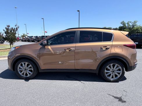 Used 2021 Kia Sportage S w/ S FWD Premium Package image 5