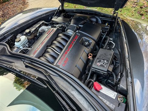 Used 2013 Chevrolet Corvette Convertible image 65