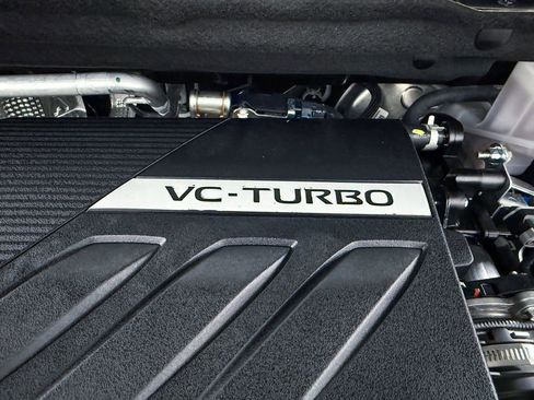 Certified 2025 Nissan Rogue SV image 14