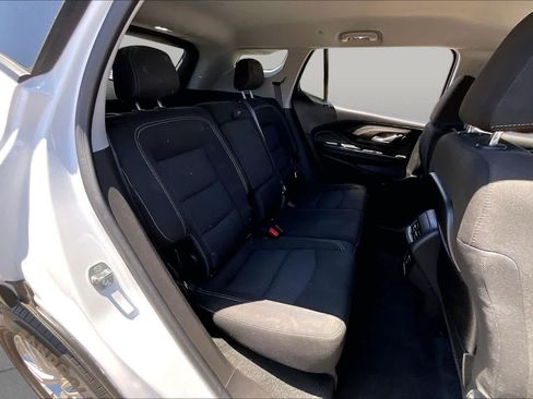 Used 2024 GMC Terrain SLE FWD image 19