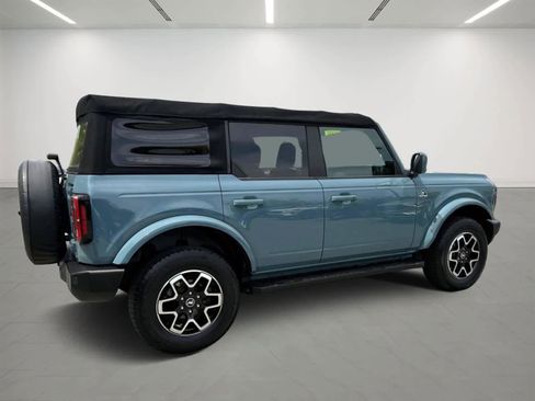 Used 2021 Ford Bronco Outer Banks image 4