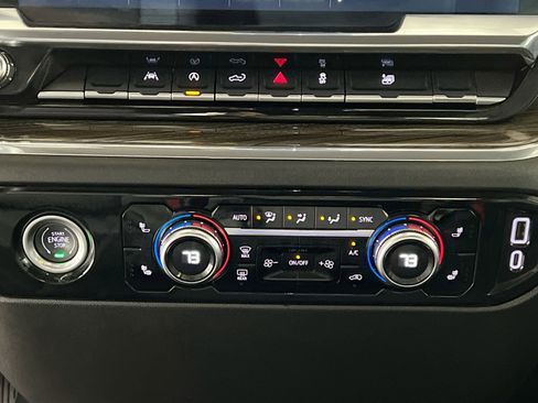 Used 2024 GMC Sierra 1500 Elevation image 19