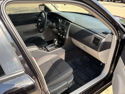 Used 2006 Dodge Charger w/ Convenience Group I RWD image 14