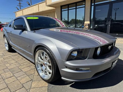 Used 2007 Ford Mustang GT Premium RWD image 8