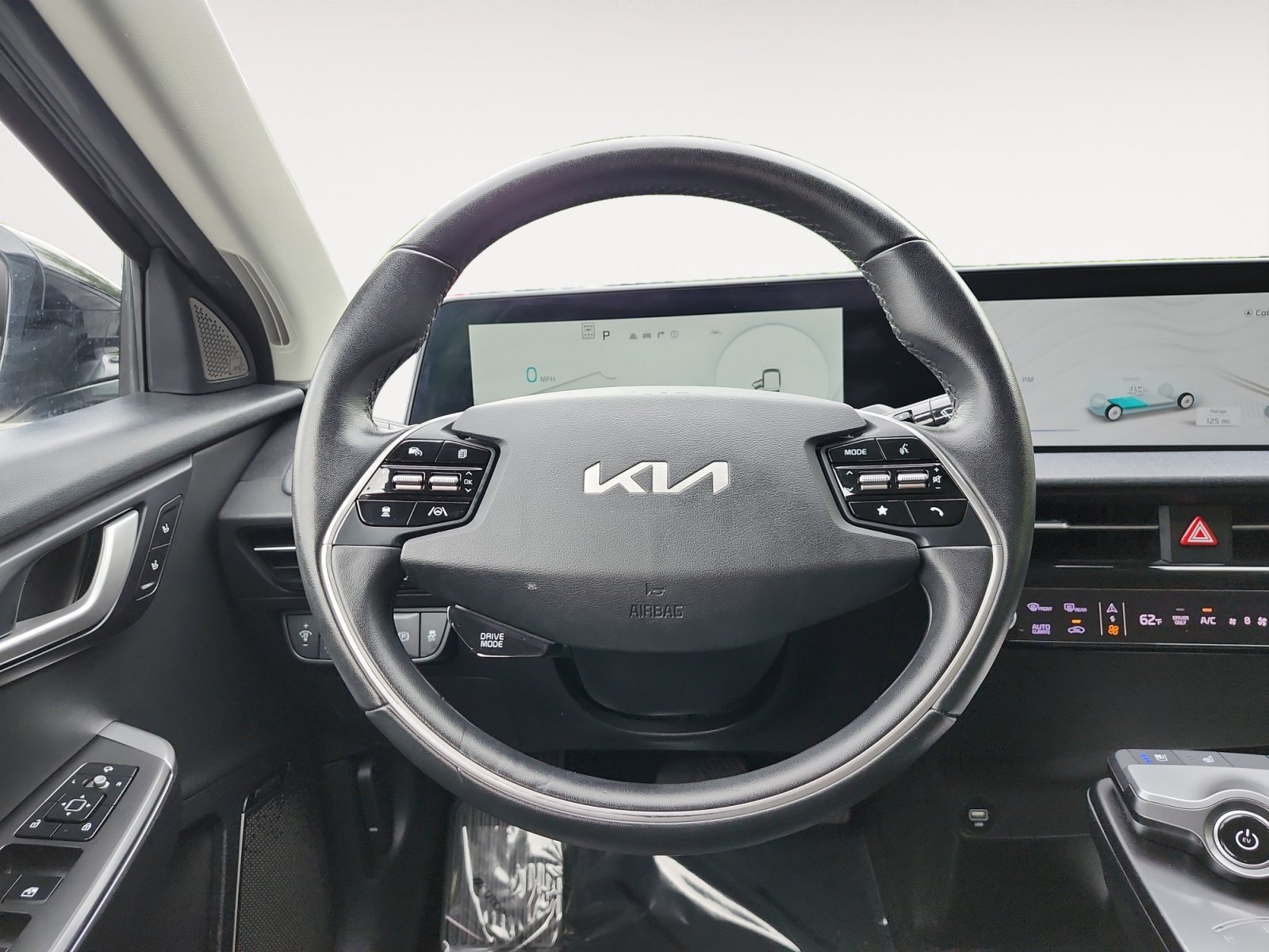 Used 2023 Kia EV6 Wind RWD image 12