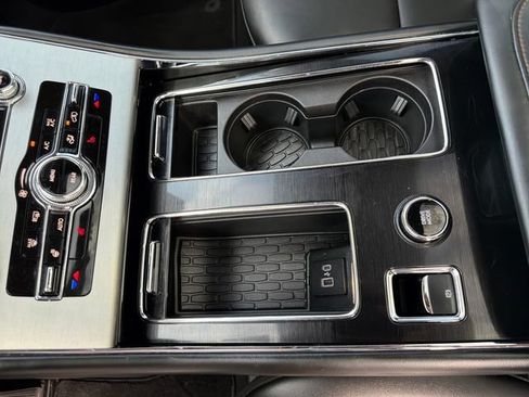 Used 2024 Lincoln Aviator AWD w/ Premium Package image 29