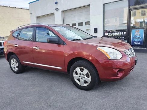 Used 2015 Nissan Rogue S w/ Convenience Package AWD/4WD image 8