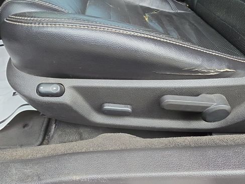 Used 2013 Ford Mustang Premium RWD image 17