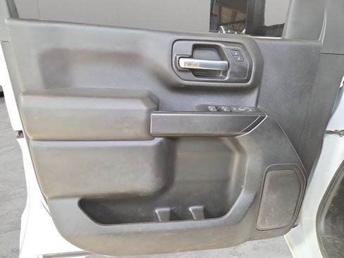 Used 2023 GMC Sierra 2500 Pro w/ Convenience Package image 12