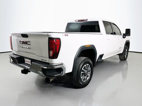 Used 2025 GMC Sierra 3500 SLE w/ SLE Value Package AWD/4WD image 7