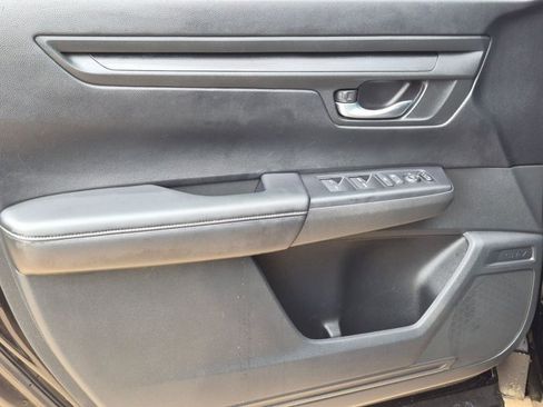 Used 2023 Honda CR-V EX image 9