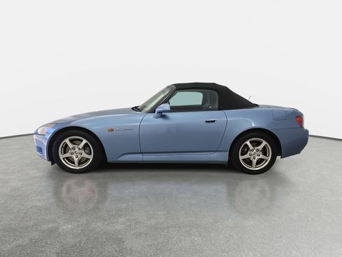 Used 2002 Honda S2000 image 8