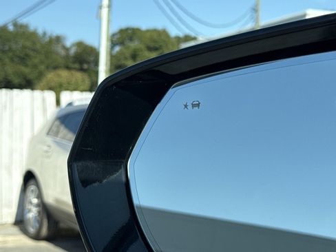 Used 2022 GMC Yukon SLT w/ SLT Premium Package image 43