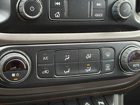 Used 2022 GMC Canyon AT4 w/ Trailering Package image 19