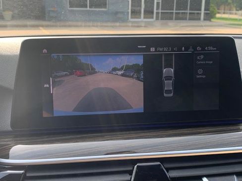 Used 2020 BMW 530i w/ Convenience Package image 14