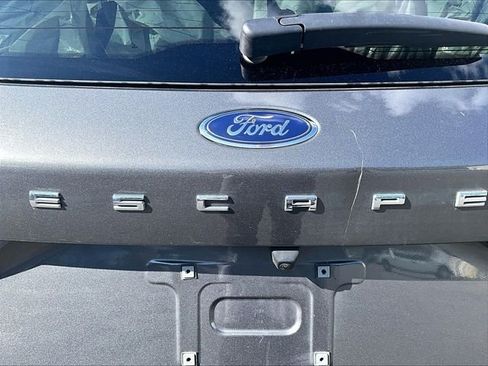 Used 2023 Ford Escape ST-Line Select w/ Tech Pack #2 AWD/4WD image 8