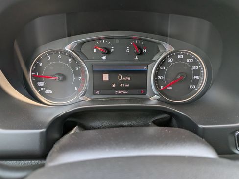 Used 2023 GMC Acadia SLT image 14