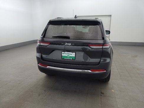 Used 2022 Jeep Grand Cherokee Limited 4xe image 7