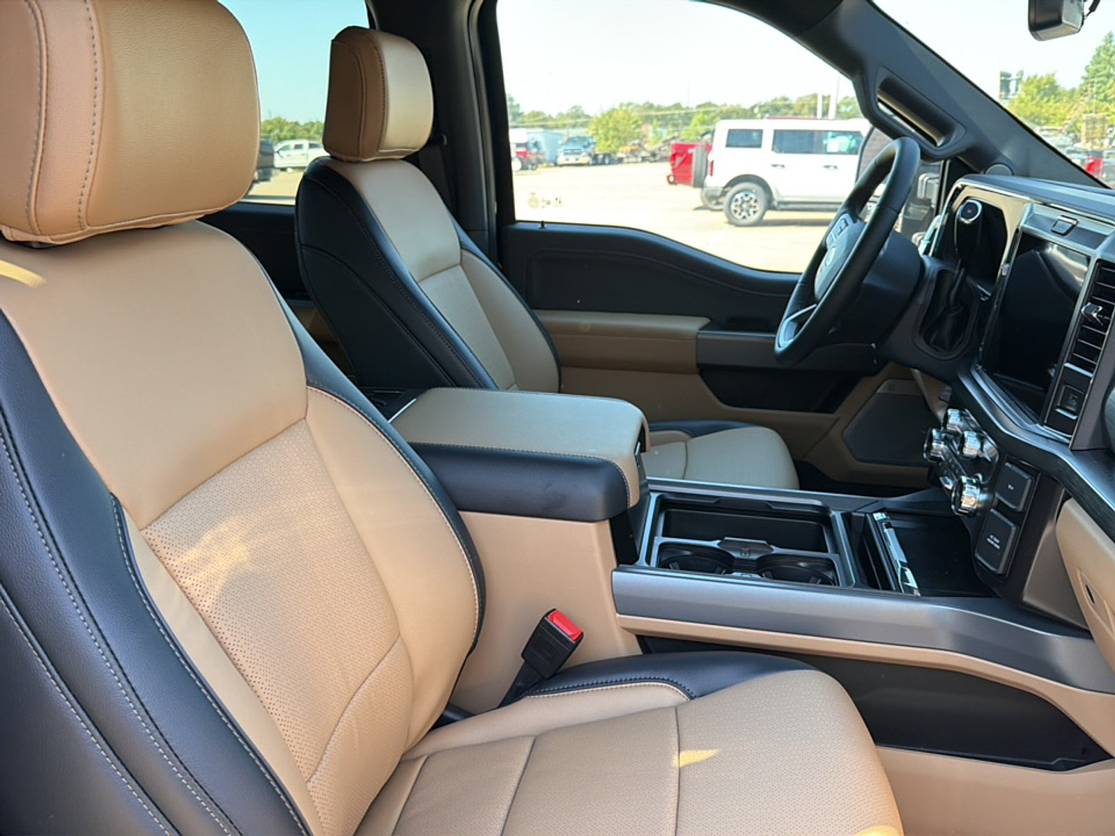 New 2026 Ford F450 Lariat AWD/4WD image 17