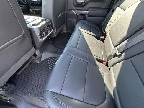 Used 2021 Chevrolet Silverado 1500 LTZ AWD/4WD image 17
