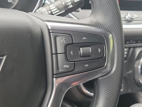 Used 2025 Chevrolet Blazer LT FWD image 29