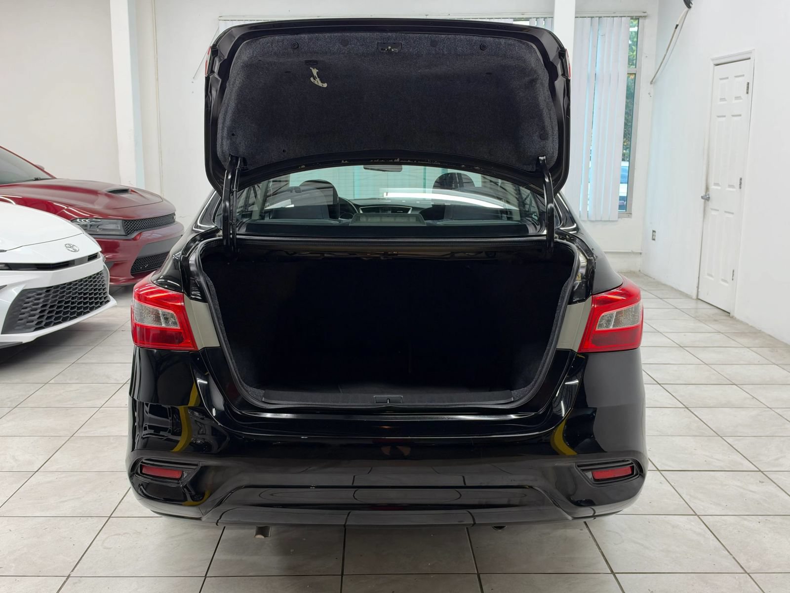 Used 2017 Nissan Sentra SV FWD image 20