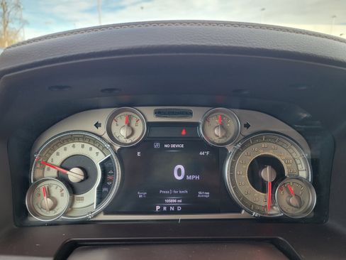 Used 2017 RAM 1500 Laramie Longhorn image 15