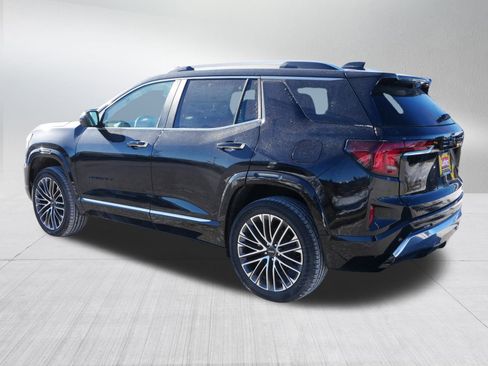 New 2026 GMC Terrain Denali w/ LPO, Black Badging Package image 2