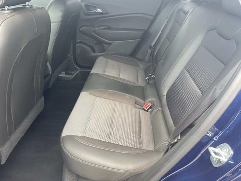 Used 2024 Chevrolet Trax LT w/ Driver Confidence Package FWD image 12