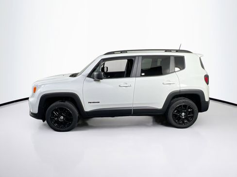 Used 2022 Jeep Renegade Latitude w/ Sun/Sound Group AWD/4WD image 8