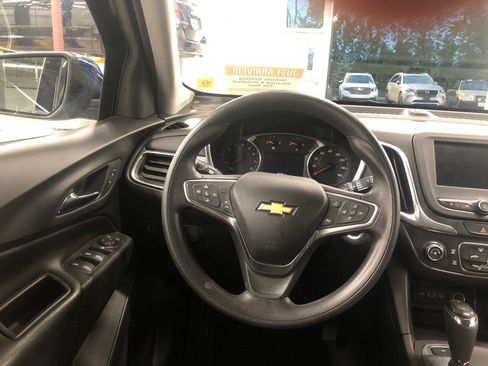Used 2020 Chevrolet Equinox LT w/ LPO, Floor Liner Package AWD/4WD image 12