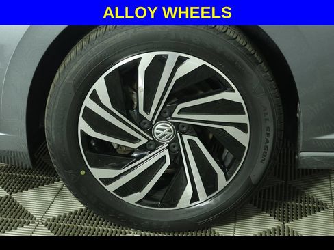 Used 2021 Volkswagen Jetta SEL FWD image 9