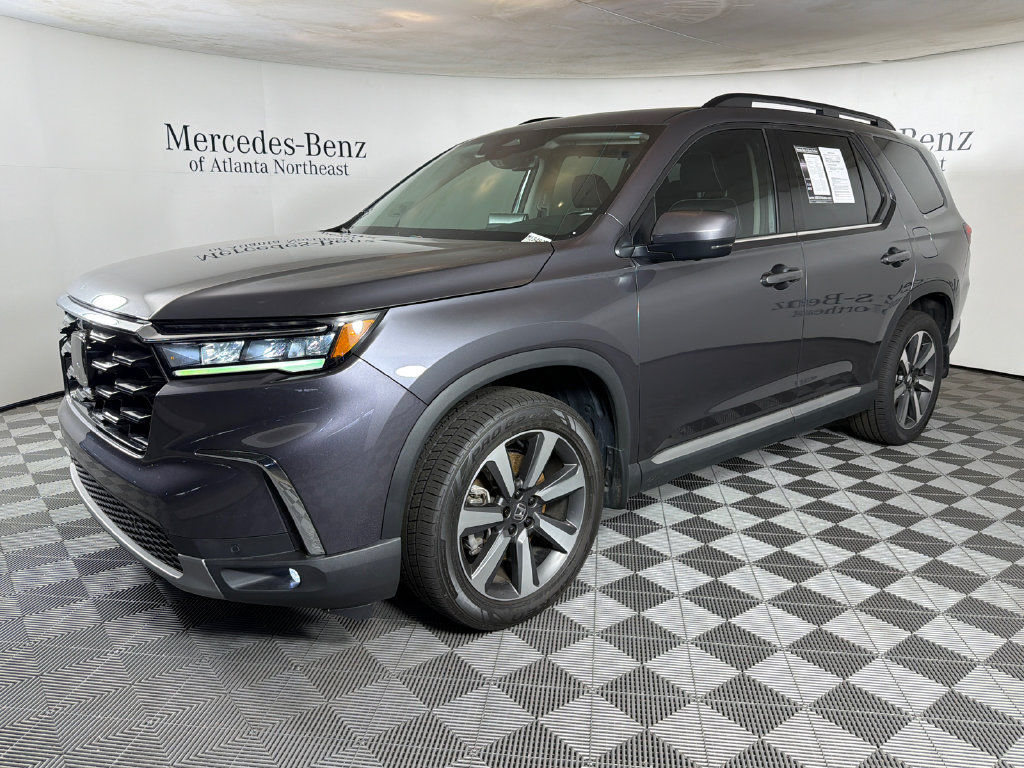 Used 2023 Honda Pilot Elite image 3